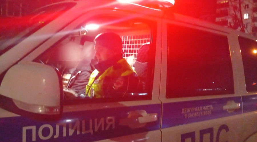 В Серове полицейские останови...