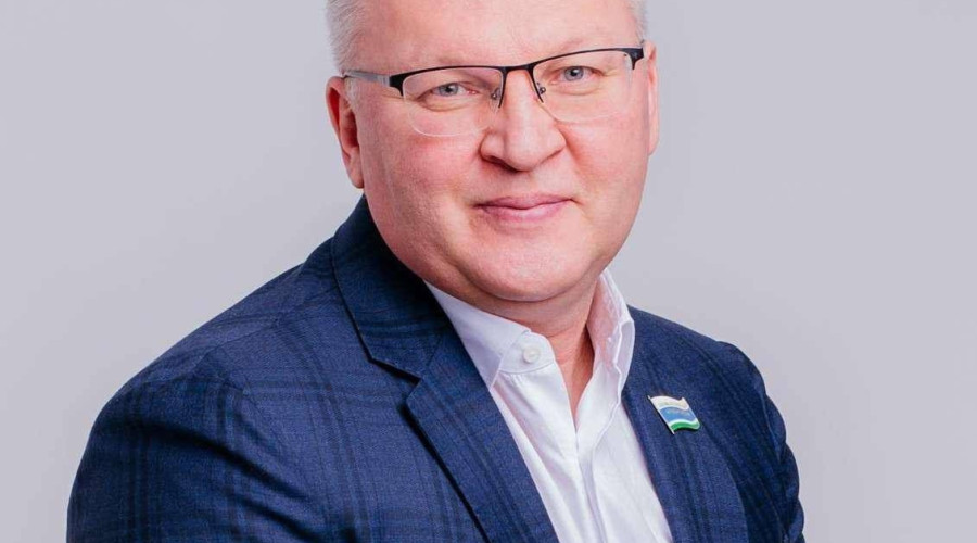 Губернатор Денис Паслер подпи...