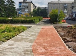 В сквере В.И. Севастьянова и на...