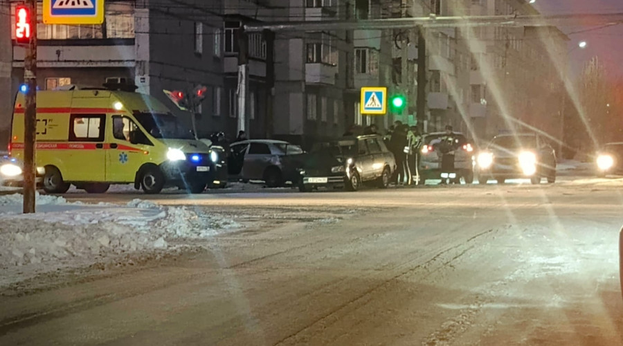 ДТП на Заславского-Карла Либк?...