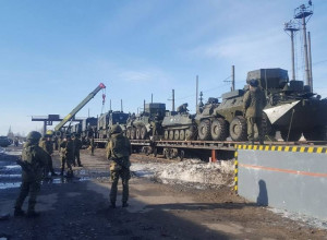 Сегодня День службы военных с?...