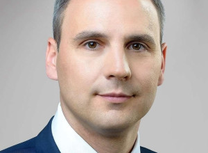 Глава Свердловской области Де...