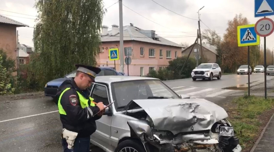 👮На грэсоаской дороге отечес...