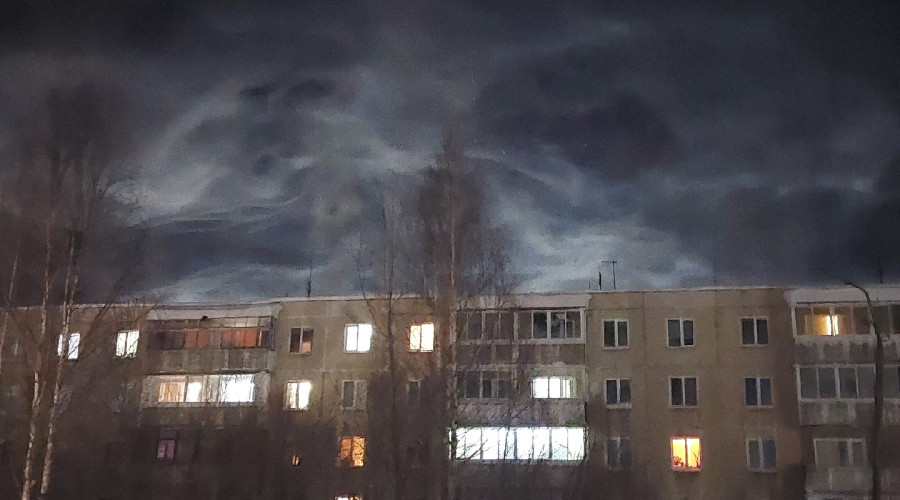 От подписчика:

Небо на старый ...