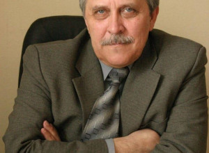 Сегодня день рождения отмечае...