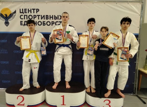 Дзюдоисты из Красноуральска з...
