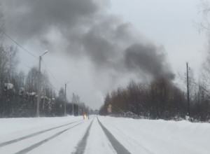 На грэсе что-то горит...
