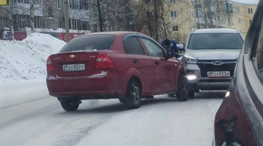 ДТП на Ленина у храма...
