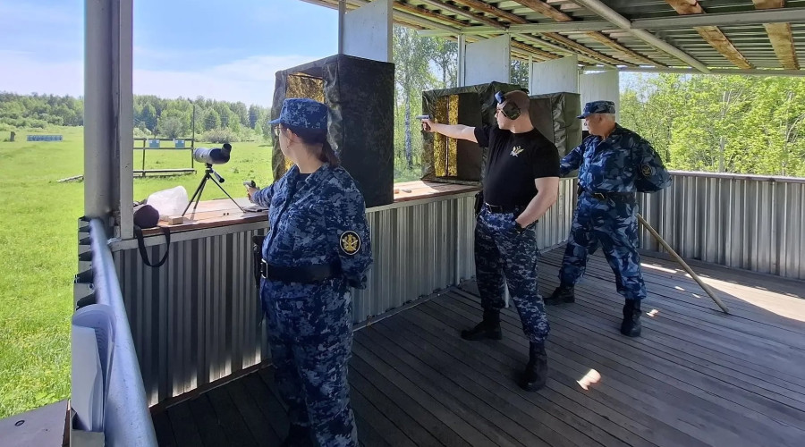 Сотрудники краснотурьинских ?...