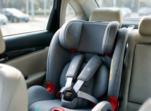 🚗Дети до 7 лет должны ездить в...